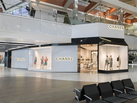 chanel heathrow discount|Meer.